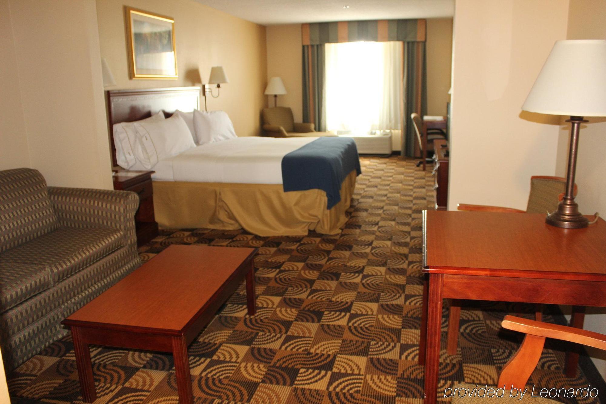 Holiday Express And By Ihg 2* Thomasville